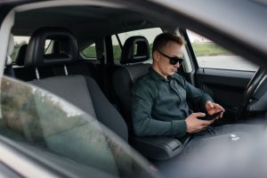 Private driver assisting business traveller in Cape Town